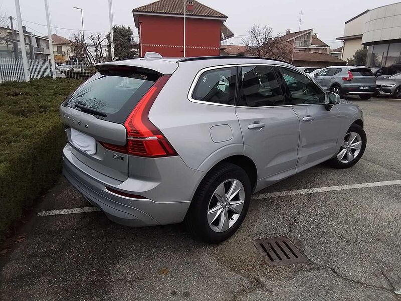 Volvo XC60 Core, B4 AWD mild hybrid, Diesel