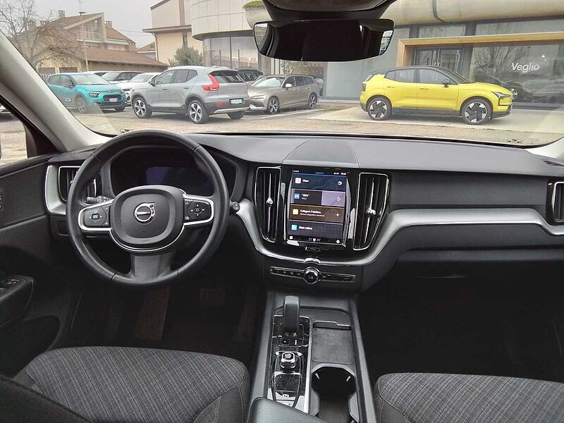 Volvo XC60 Core, B4 AWD mild hybrid, Diesel