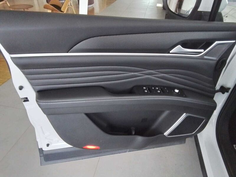 DFSK F5 vettura per neopatentati Gpl