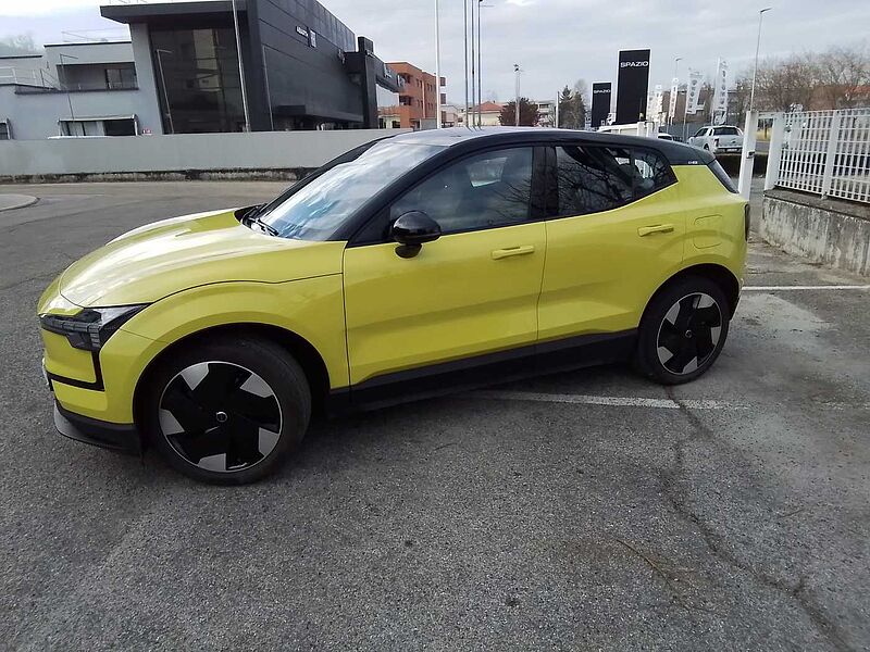Volvo EX30 VETTURA PER NEOPATENTATI Plus, Single Motor Extended Range, Elettrico
