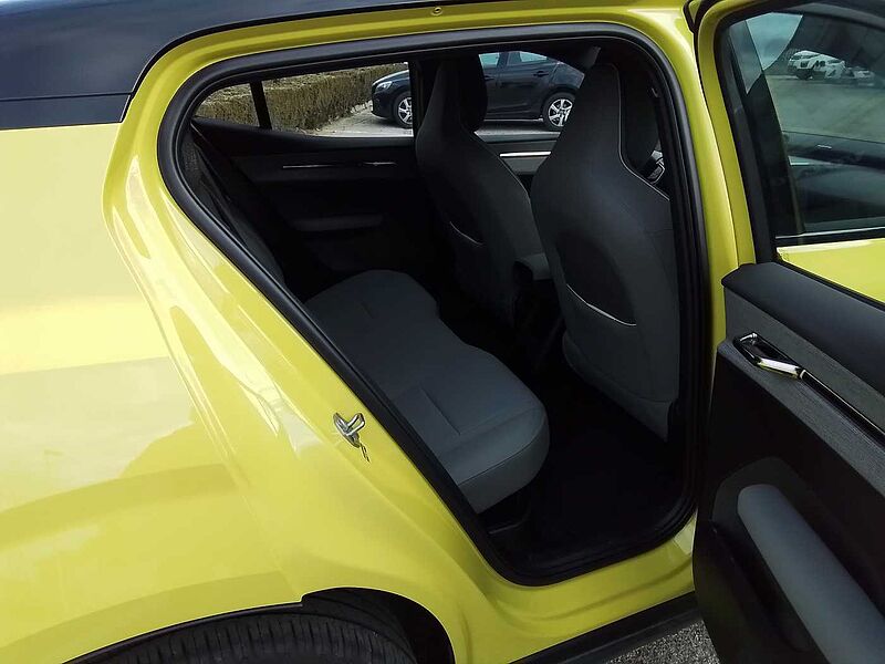 Volvo EX30 VETTURA PER NEOPATENTATI Plus, Single Motor Extended Range, Elettrico