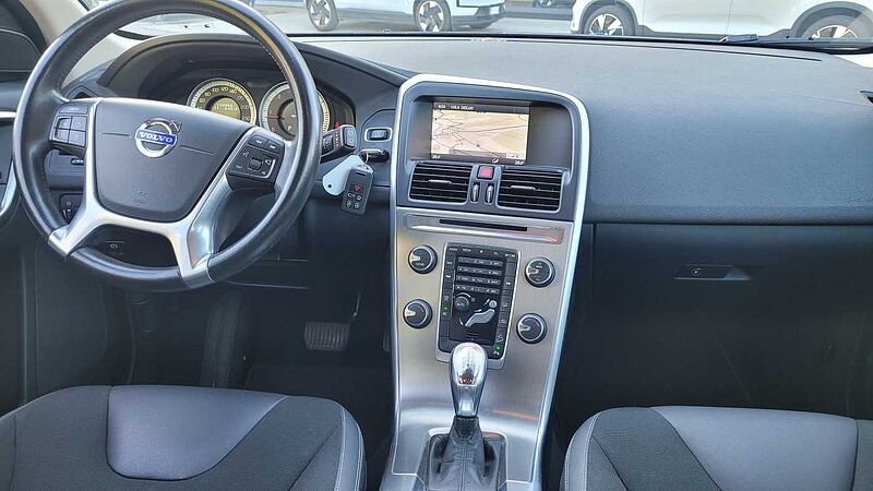 Volvo XC60 D4 AWD MOM GEAR