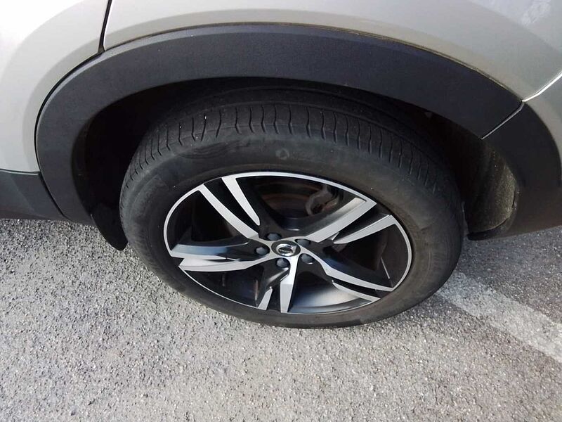 Volvo XC40 D4 AWD R-D GEAR