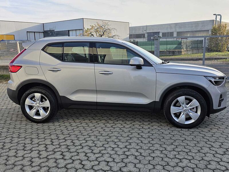 Volvo XC40 Core, B3 PRIVATO VENDE