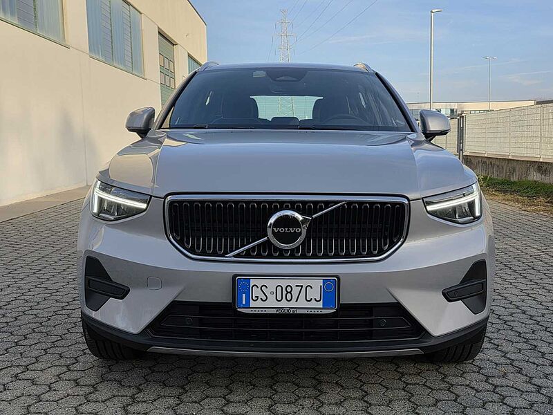 Volvo XC40 Core, B3 PRIVATO VENDE