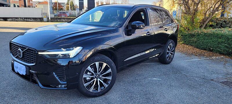 Volvo XC60 Plus, B5 AWD Mild hybrid, Benzina, Dark