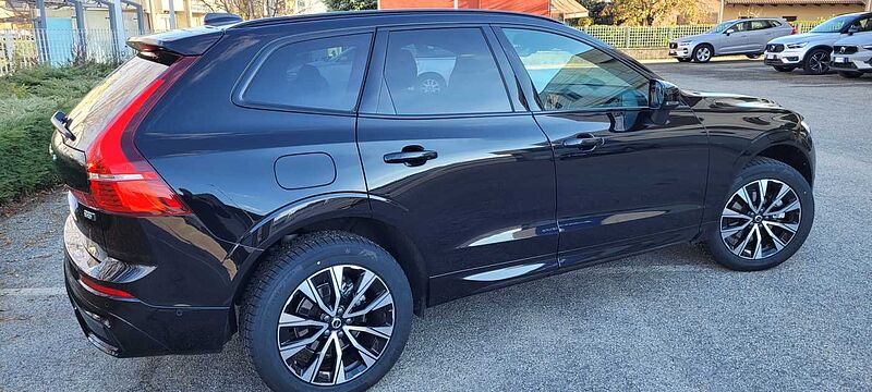 Volvo XC60 Plus, B5 AWD Mild hybrid, Benzina, Dark