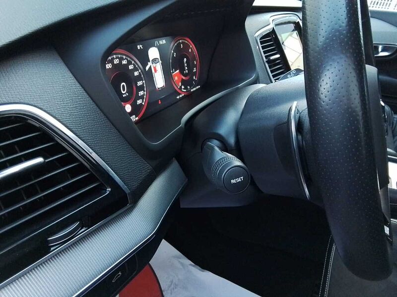 Volvo XC90 D5 AWD R-D G