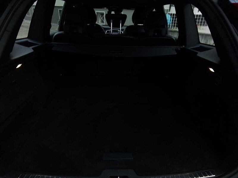 Volvo XC90 D5 AWD R-D G